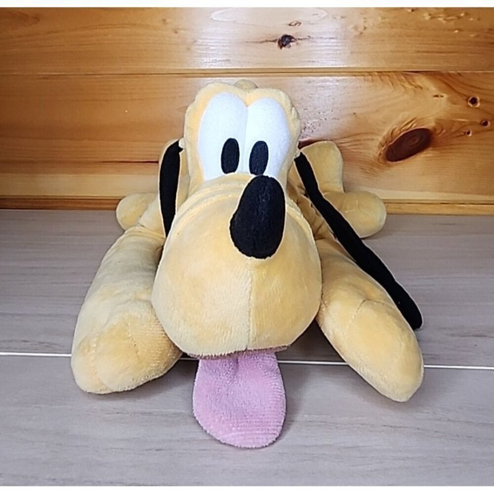 Disneyland Floppy Laying Down 15" Pluto With Green Collar